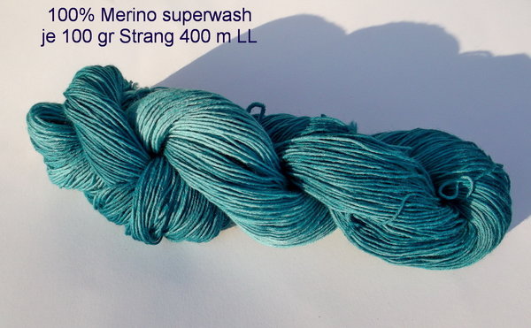 Wolle (Merino) Handgefärbt petrol Tuch